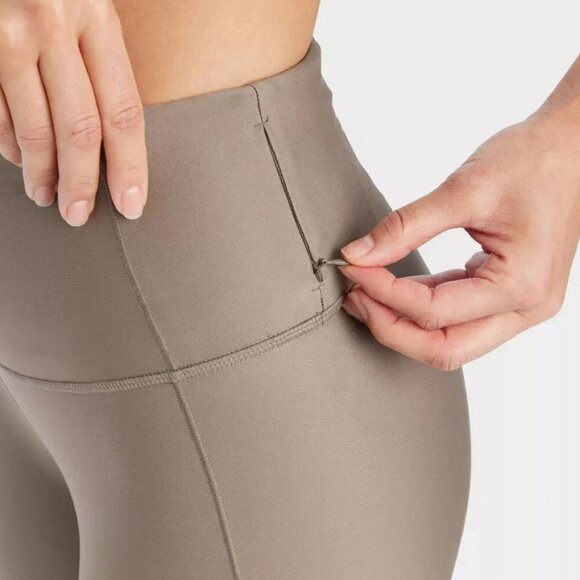 All In Motion Women's Large Light Brown Everyday Soft High-Rise Ribbed Leggings - Picture 3 of 15